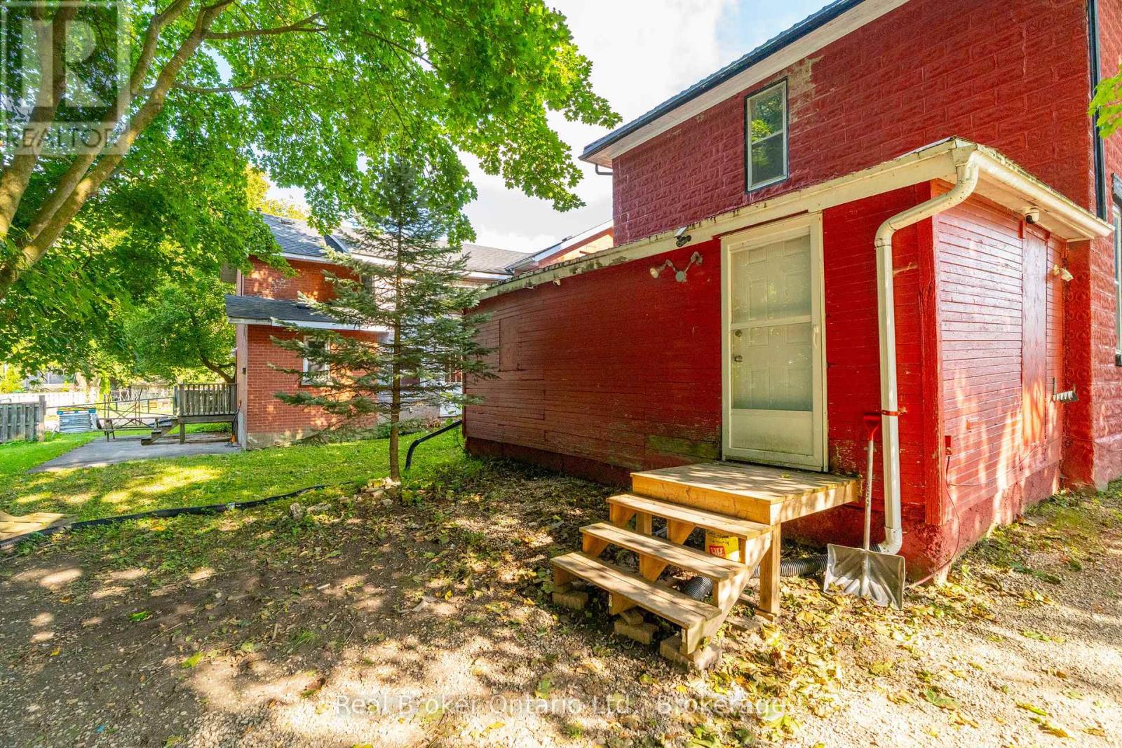 349 Main Street S, Wellington North, Ontario  N0G 2L0 - Photo 27 - X13470662