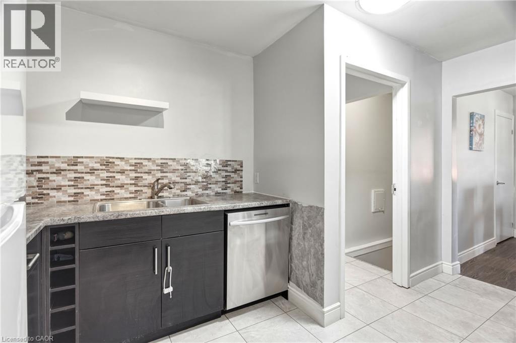 32 Close Avenue, Cambridge, Ontario  N1R 2R6 - Photo 15 - 40841656