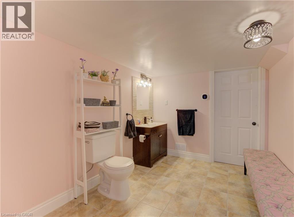 21 West Tree Drive, Breslau, Ontario  N0B 1M0 - Photo 32 - 40840924