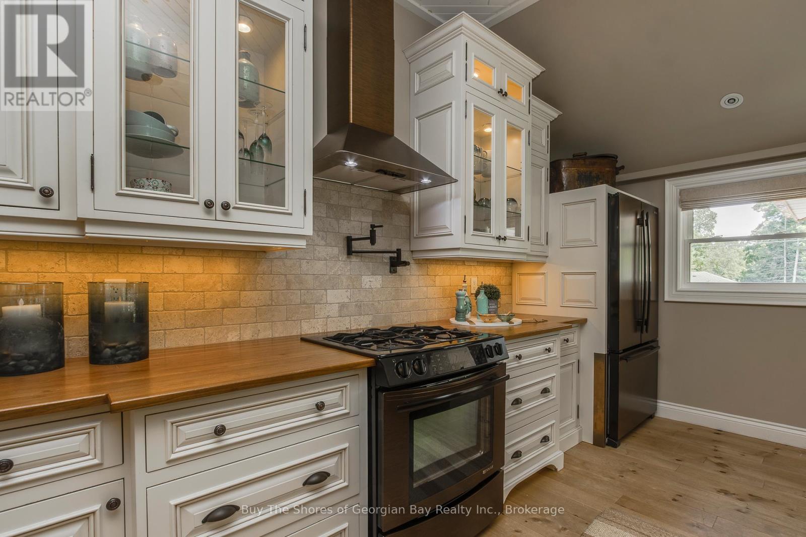 40 Polish Avenue, Penetanguishene, Ontario  L9M 1W7 - Photo 7 - S13470784