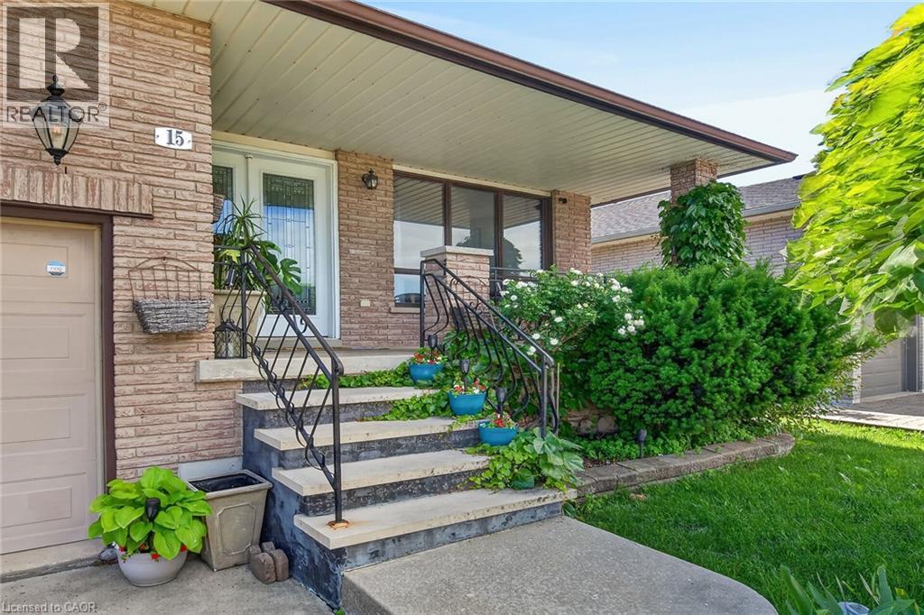 15 Ellen Avenue, Hamilton, Ontario  L8G 5A9 - Photo 3 - 40840619