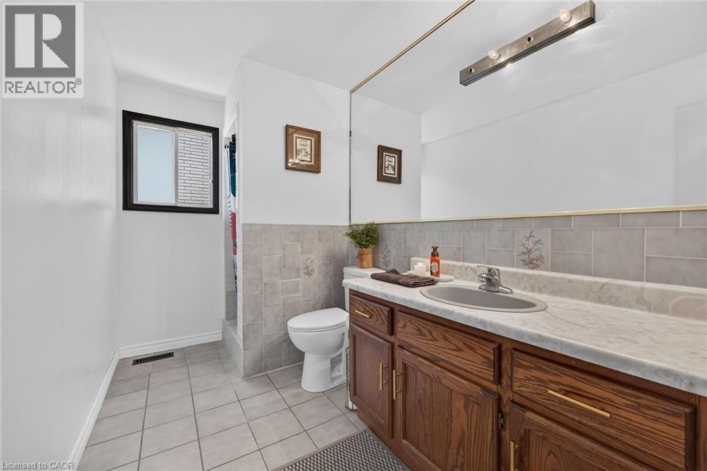 15 Ellen Avenue, Hamilton, Ontario  L8G 5A9 - Photo 32 - 40840619