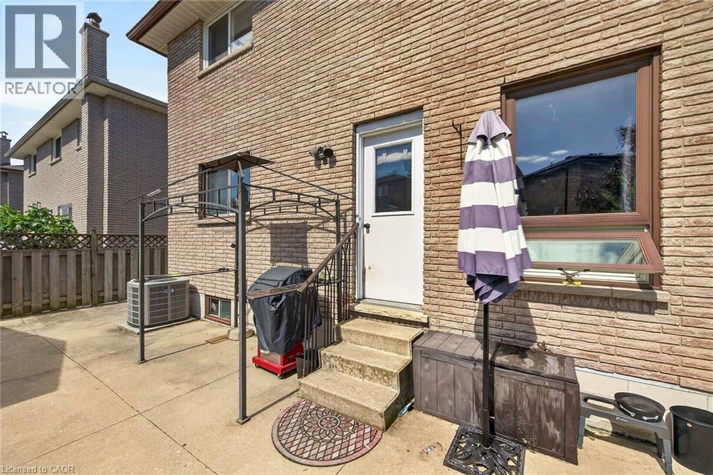 15 Ellen Avenue, Hamilton, Ontario  L8G 5A9 - Photo 42 - 40840619