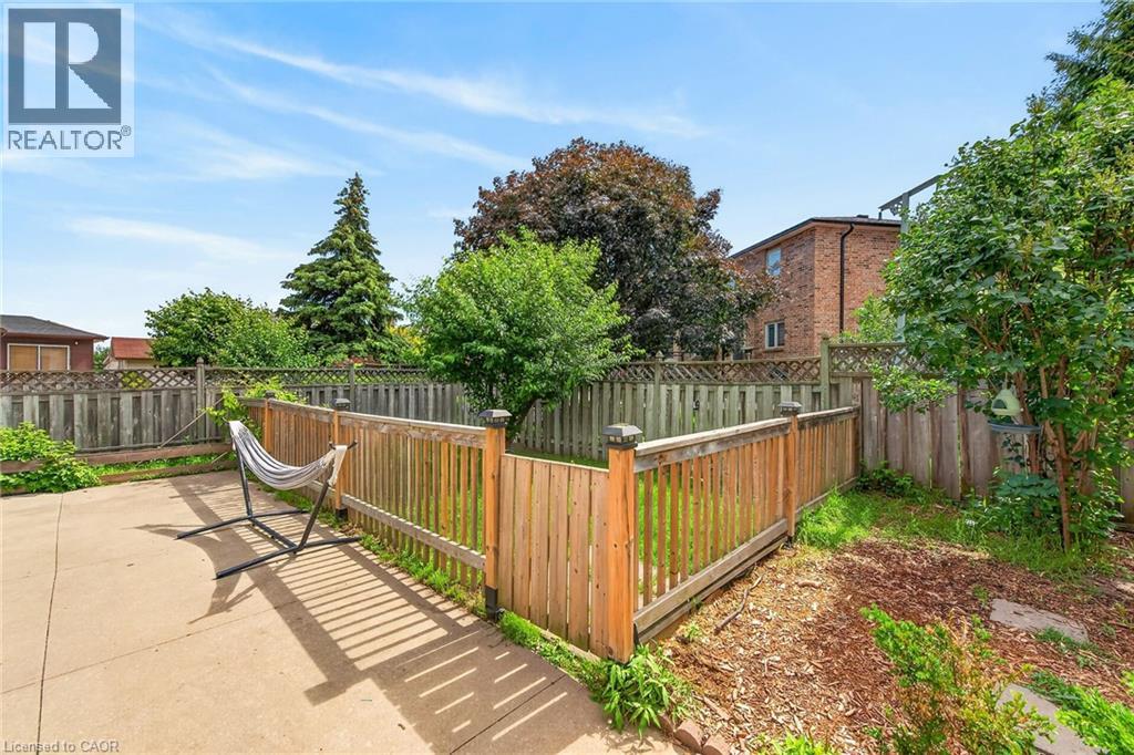 15 Ellen Avenue, Hamilton, Ontario  L8G 5A9 - Photo 47 - 40840619