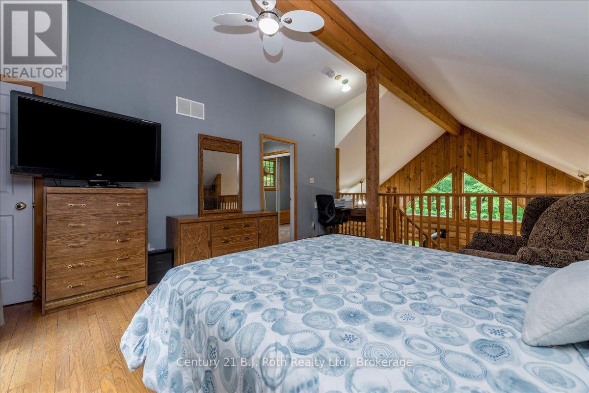 650 Concession 3 Road W, Tiny, Ontario  L0L 2T0 - Photo 14 - S13470936