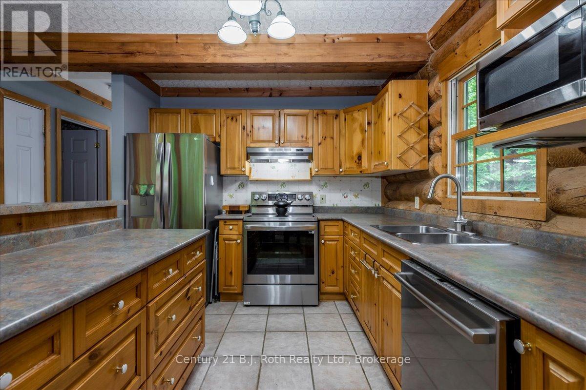 650 Concession 3 Road W, Tiny, Ontario  L0L 2T0 - Photo 4 - S13470936
