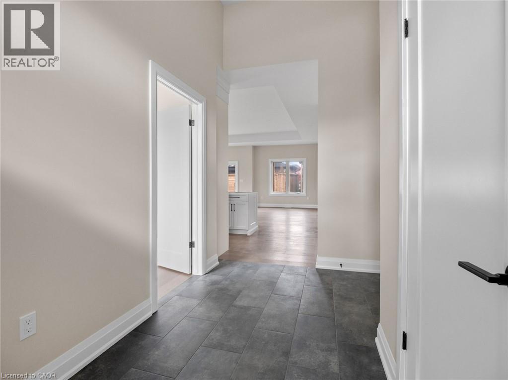 118 Willowbrook Drive, Welland, Ontario  L3C 0G2 - Photo 5 - 40841653