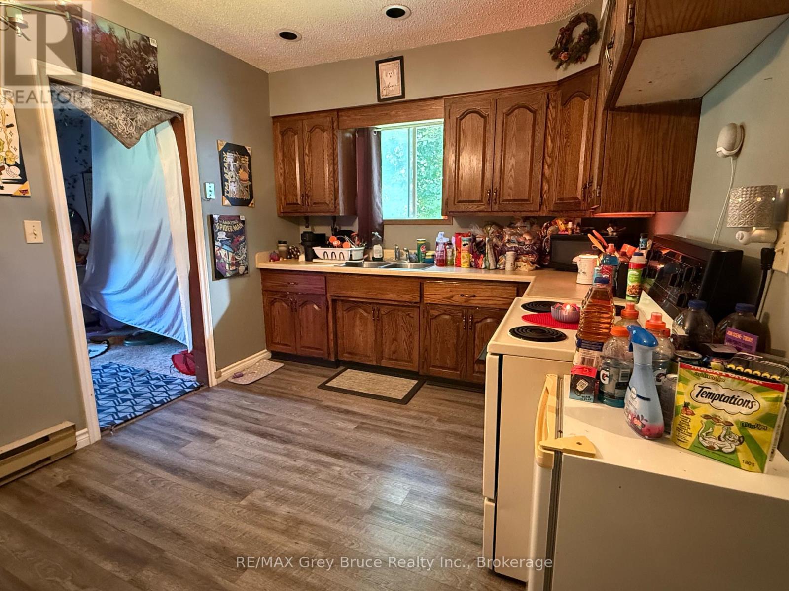 290 Berford Street, South Bruce Peninsula, Ontario  N0H 2T0 - Photo 7 - X13471232