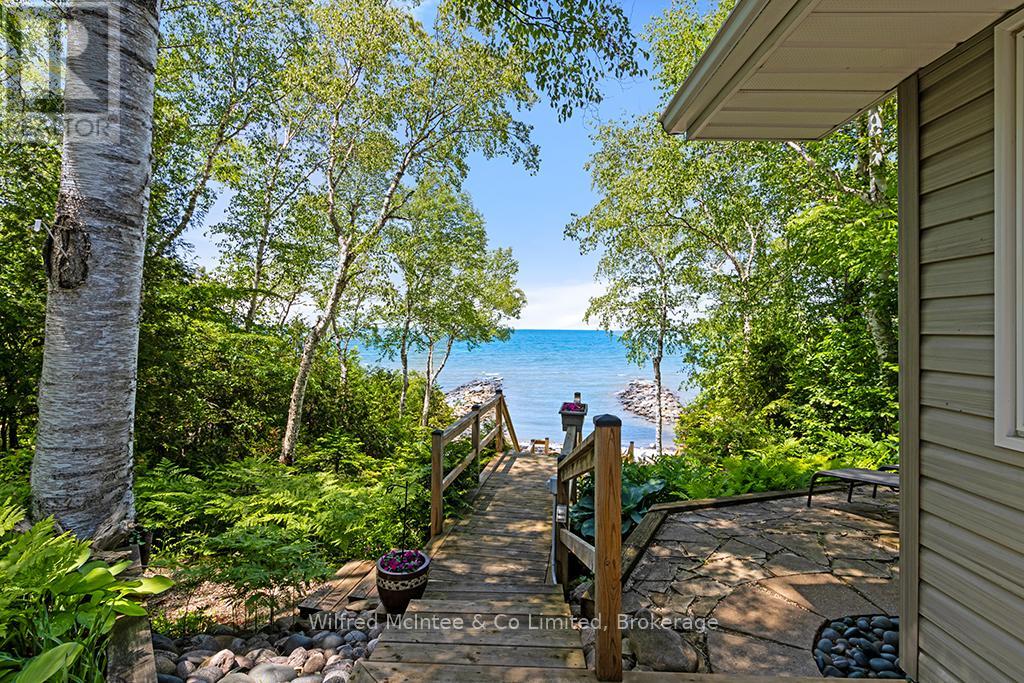 757 Bruce Road 13, Native Leased Lands, Ontario  N0H 2L0 - Photo 29 - X13471532