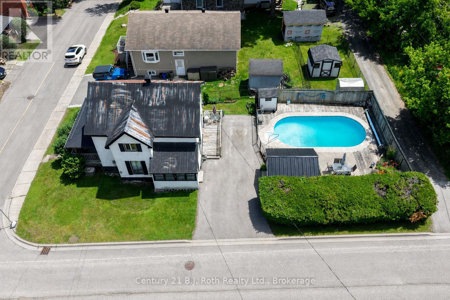 139 Borland Street E, Orillia, Ontario  L3V 2C1 - Photo 11 - S13471808