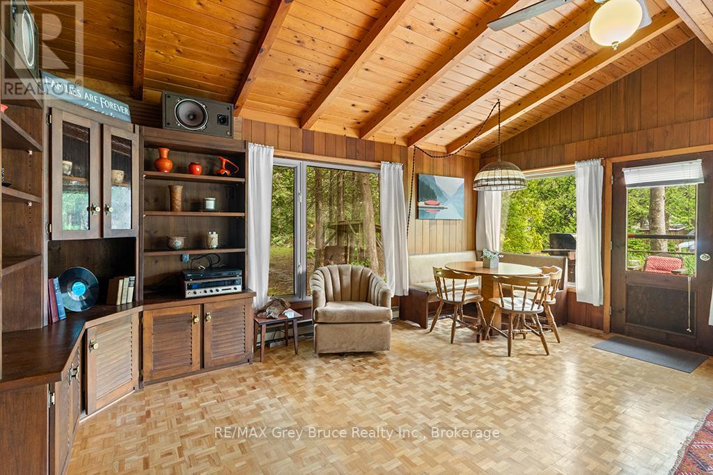 26 Bridge Street, Northern Bruce Peninsula, Ontario  N0H 1W0 - Photo 11 - X13472038