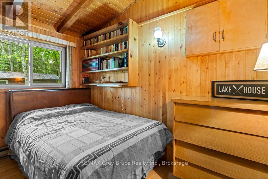 26 Bridge Street, Northern Bruce Peninsula, Ontario  N0H 1W0 - Photo 18 - X13472038
