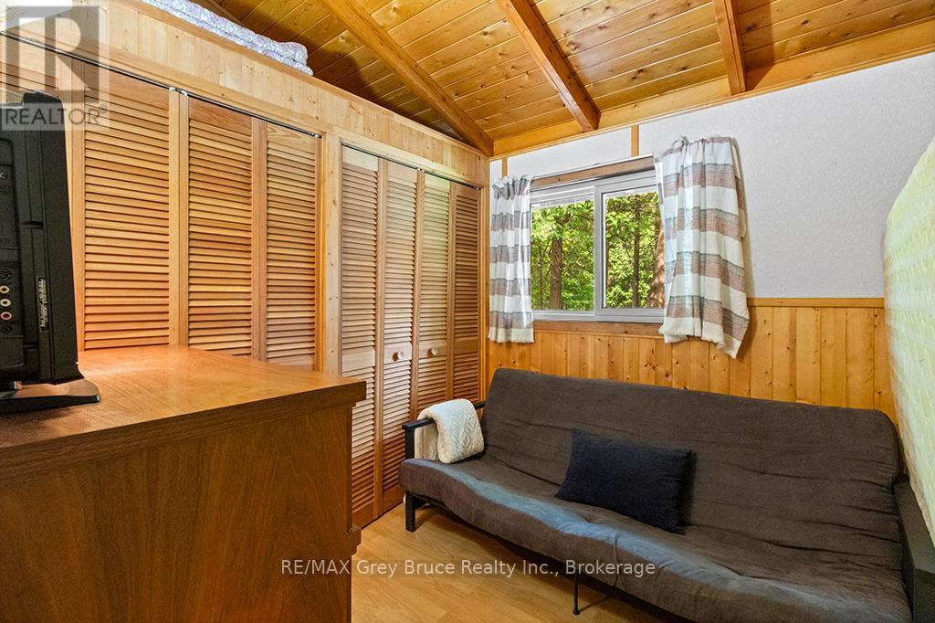 26 Bridge Street, Northern Bruce Peninsula, Ontario  N0H 1W0 - Photo 20 - X13472038