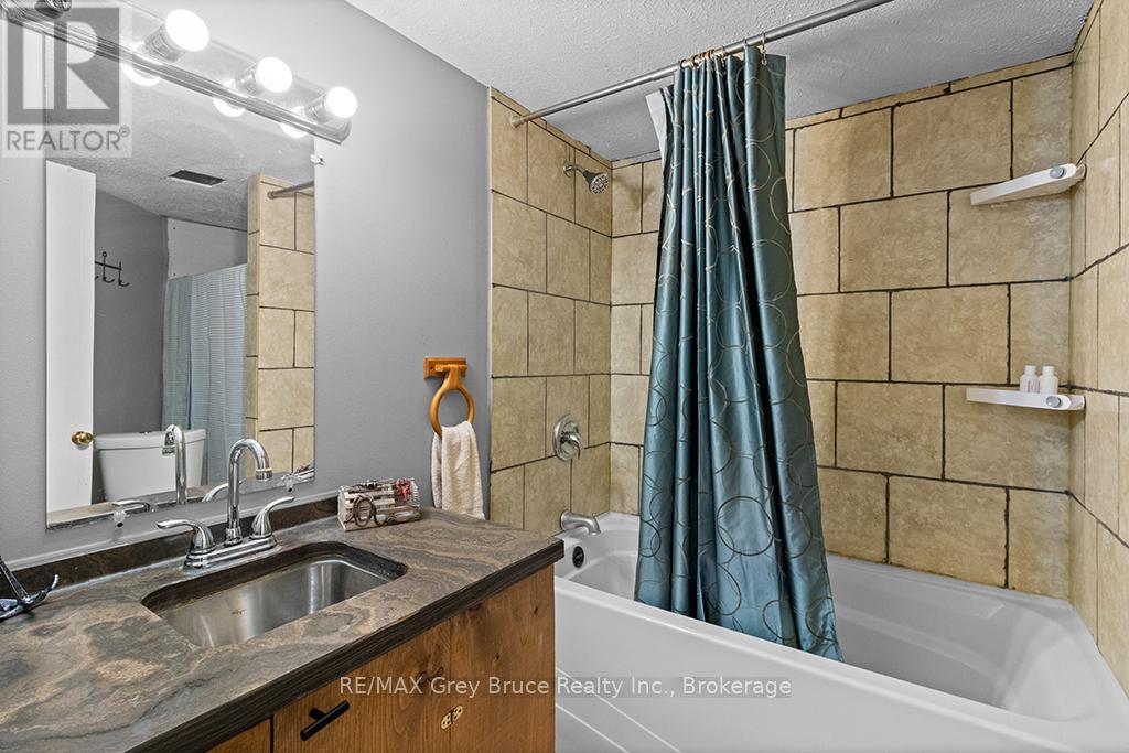 335 Pike Bay Road, Northern Bruce Peninsula, Ontario  N0H 1X0 - Photo 22 - X13472066