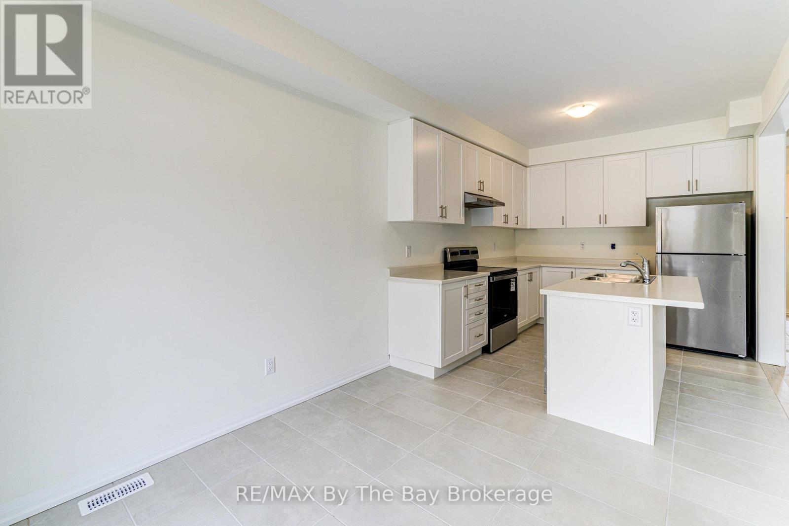 73 Federica Crescent, Wasaga Beach, Ontario  L9Z 0N5 - Photo 10 - S13472218