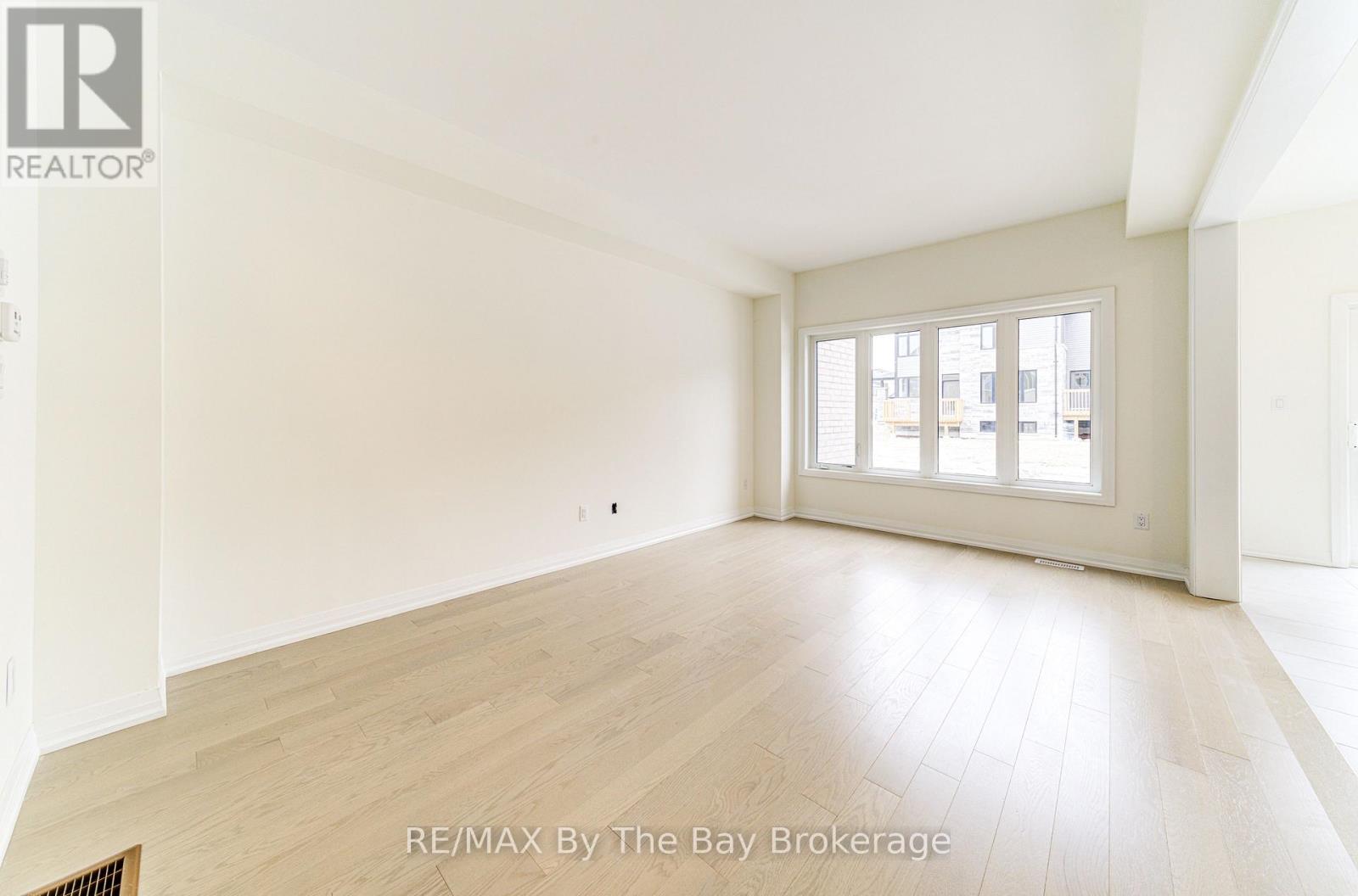 73 Federica Crescent, Wasaga Beach, Ontario  L9Z 0N5 - Photo 5 - S13472218