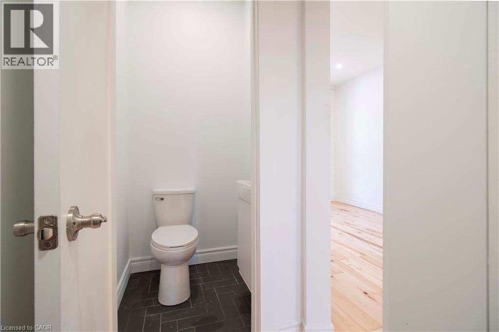 36 Fullerton Avenue, Hamilton, Ontario  L8L 6G8 - Photo 13 - 40841129