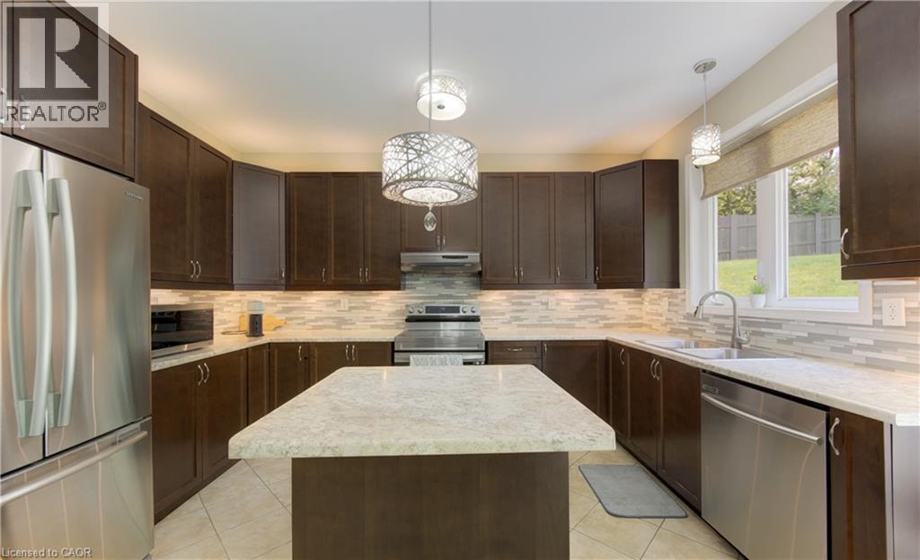 184 Fletcher Circle, Cambridge, Ontario  N3C 0B5 - Photo 14 - 40841691