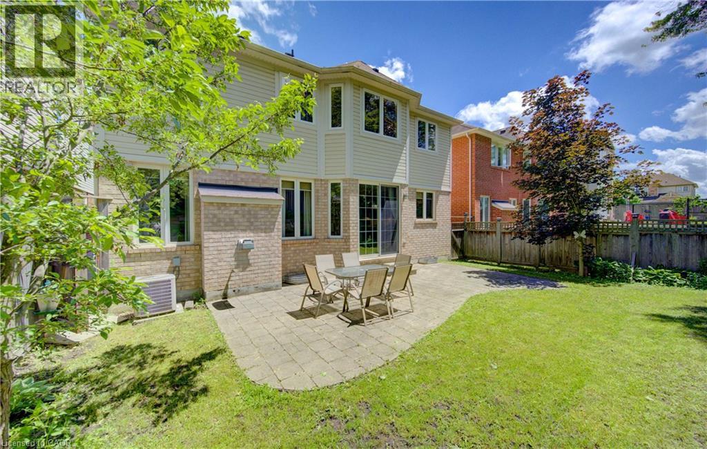 184 Fletcher Circle, Cambridge, Ontario  N3C 0B5 - Photo 3 - 40841691