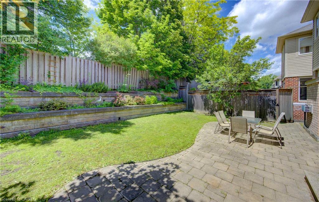 184 Fletcher Circle, Cambridge, Ontario  N3C 0B5 - Photo 5 - 40841691
