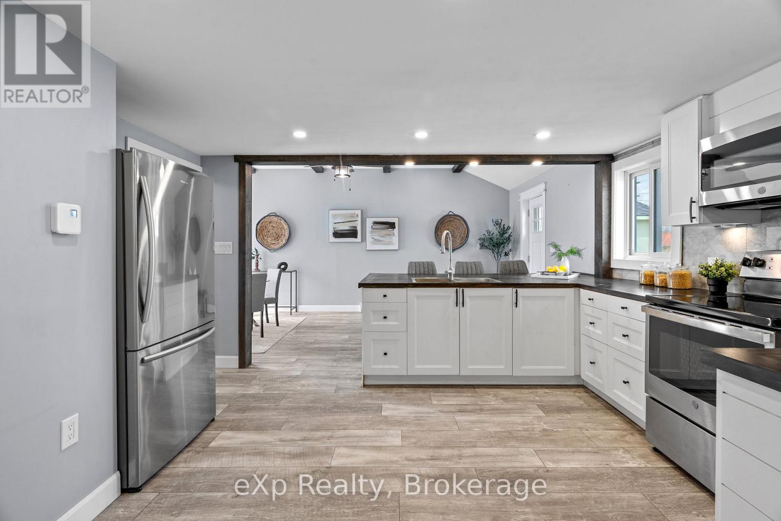 236 Sydenham Street, Strathroy-Caradoc, Ontario  N7G 1V3 - Photo 15 - X13472856