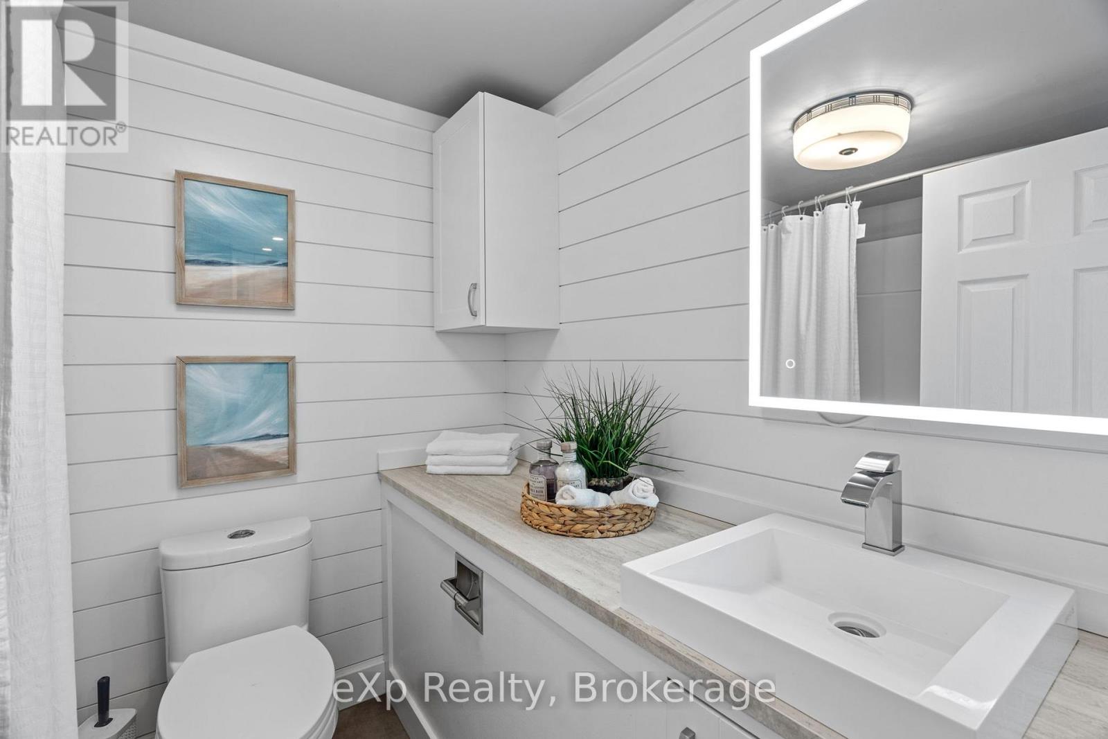 236 Sydenham Street, Strathroy-Caradoc, Ontario  N7G 1V3 - Photo 20 - X13472856