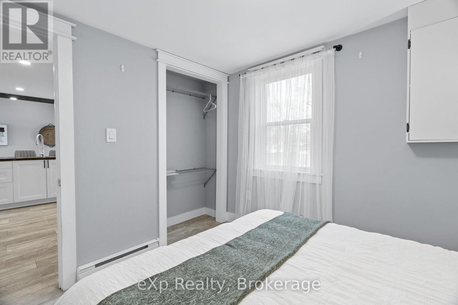 236 Sydenham Street, Strathroy-Caradoc, Ontario  N7G 1V3 - Photo 23 - X13472856