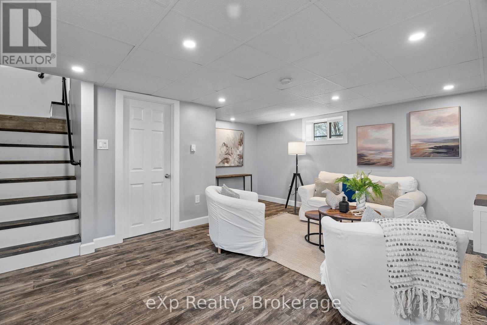 236 Sydenham Street, Strathroy-Caradoc, Ontario  N7G 1V3 - Photo 28 - X13472856