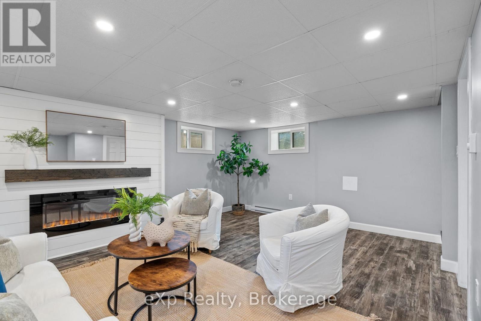 236 Sydenham Street, Strathroy-Caradoc, Ontario  N7G 1V3 - Photo 29 - X13472856