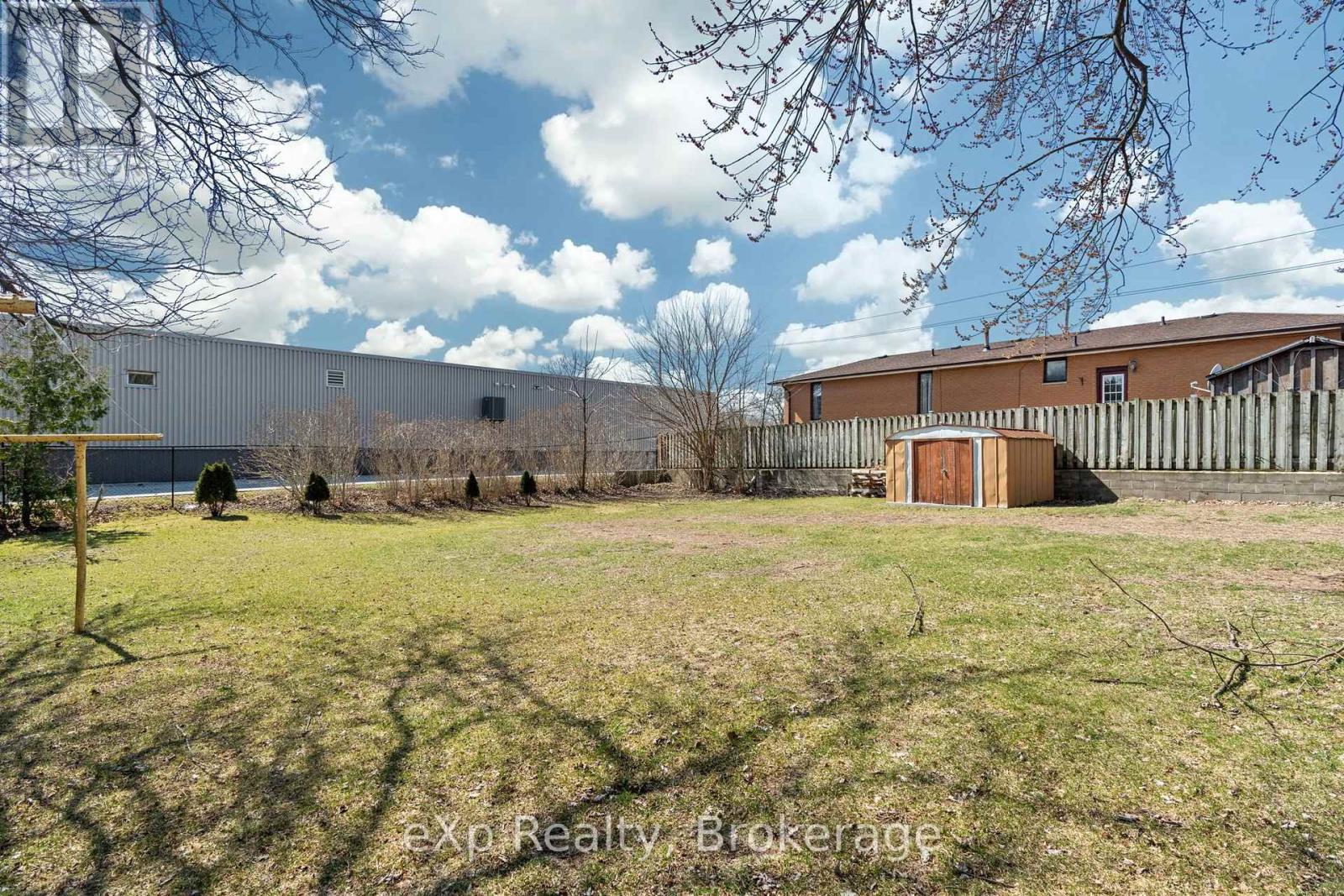 236 Sydenham Street, Strathroy-Caradoc, Ontario  N7G 1V3 - Photo 40 - X13472856