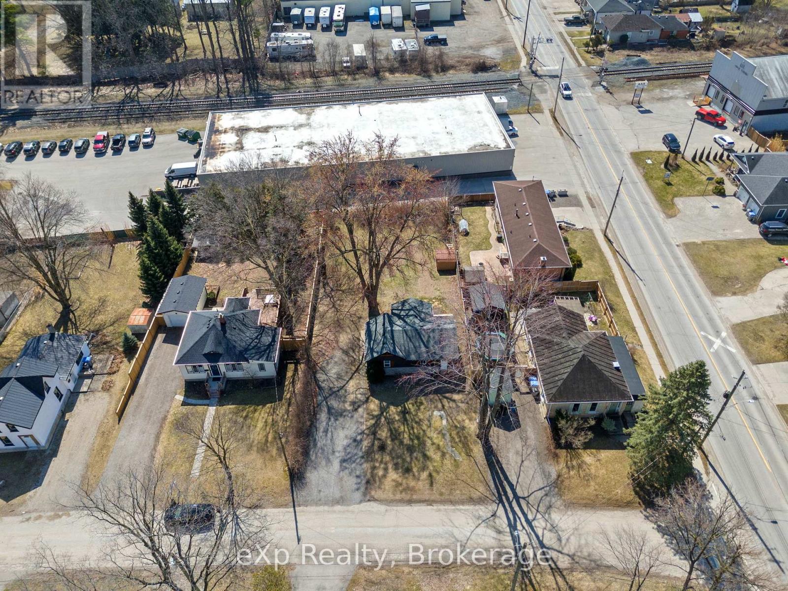 236 Sydenham Street, Strathroy-Caradoc, Ontario  N7G 1V3 - Photo 45 - X13472856