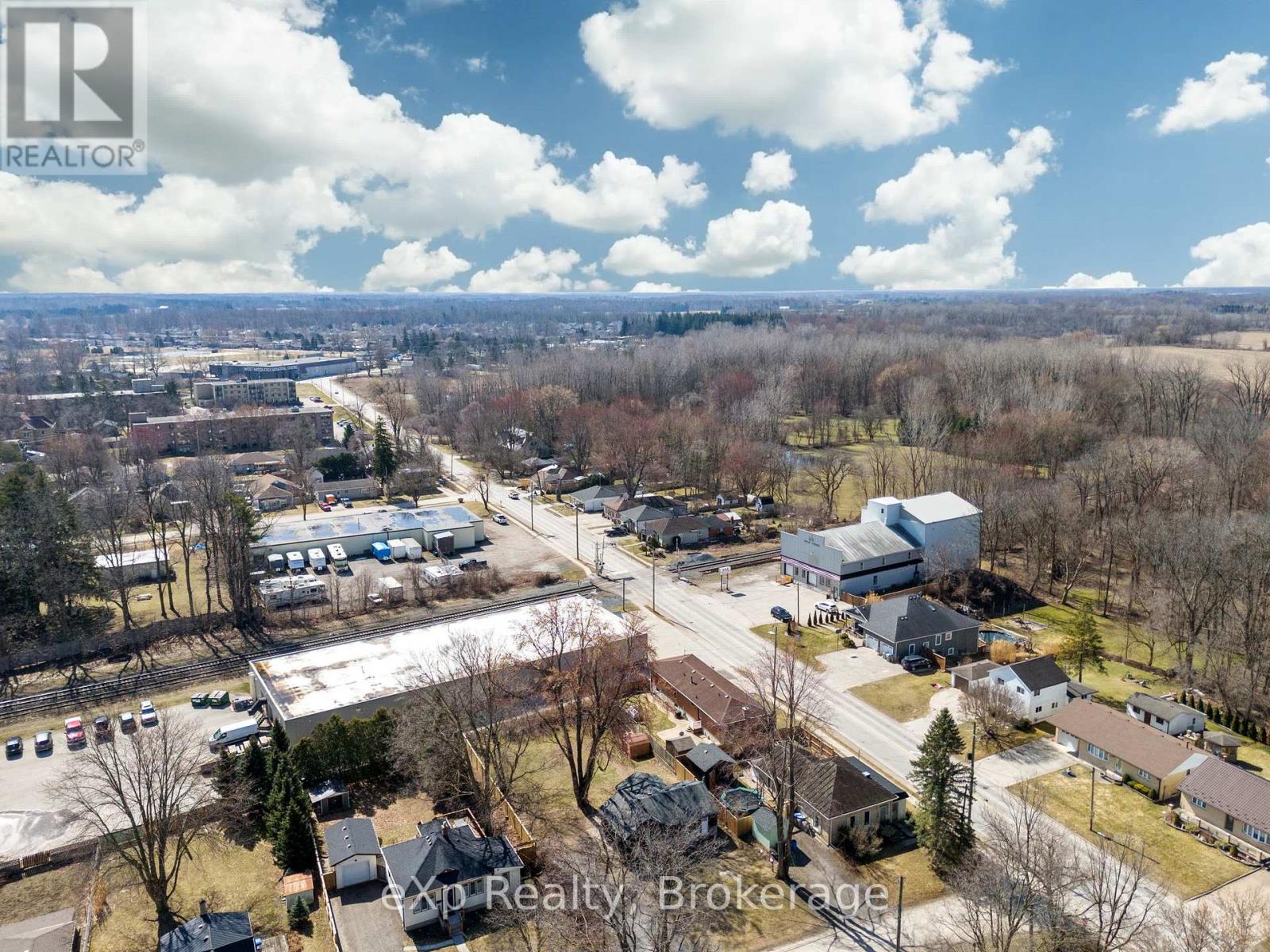 236 Sydenham Street, Strathroy-Caradoc, Ontario  N7G 1V3 - Photo 49 - X13472856