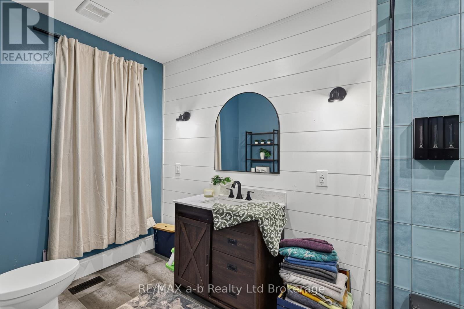 148 Dover Street, Norwich, Ontario  N0J 1R0 - Photo 34 - X13473040
