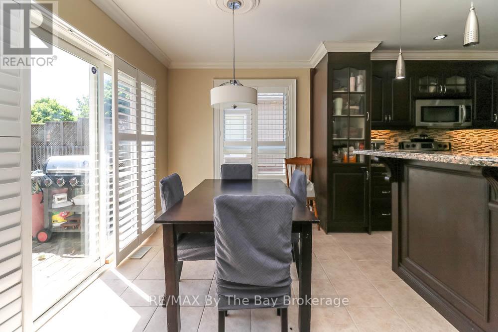 121 Royal Beech Drive, Wasaga Beach, Ontario  L9Z 2N2 - Photo 10 - S13473000