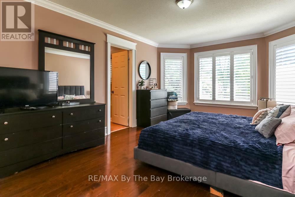 121 Royal Beech Drive, Wasaga Beach, Ontario  L9Z 2N2 - Photo 13 - S13473000
