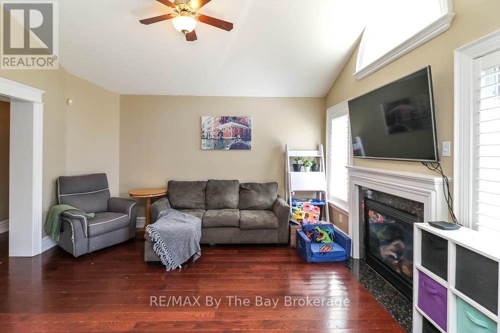 121 Royal Beech Drive, Wasaga Beach, Ontario  L9Z 2N2 - Photo 18 - S13473000