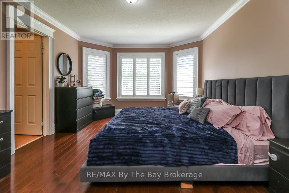 121 Royal Beech Drive, Wasaga Beach, Ontario  L9Z 2N2 - Photo 19 - S13473000