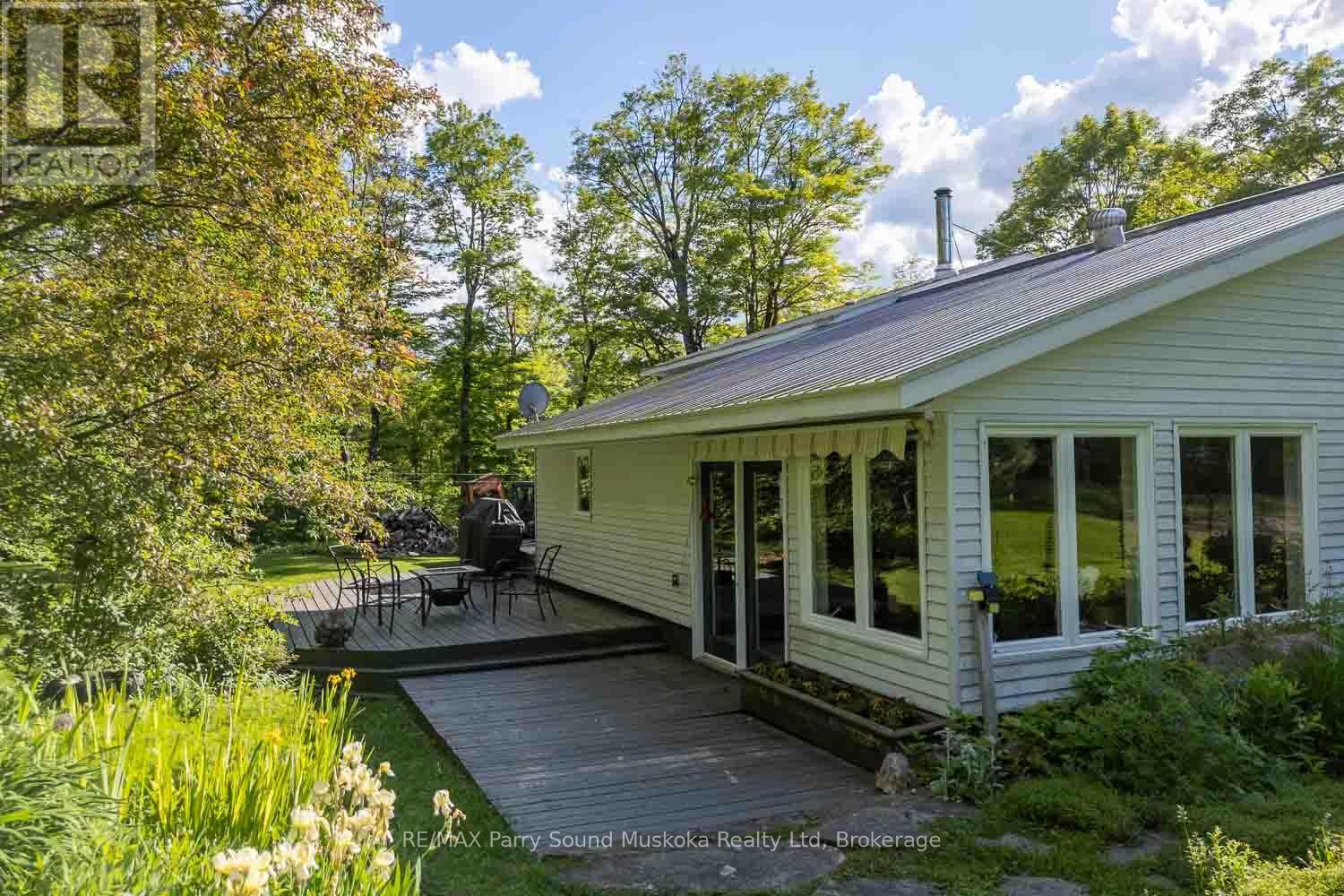 1284 South Horn Lake Road, Ryerson, Ontario  P0A 1C0 - Photo 2 - X13472936