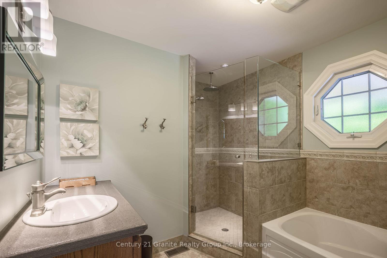 1070 Shipley Drive, Minden Hills, Ontario  K0M 1S0 - Photo 28 - X13473018