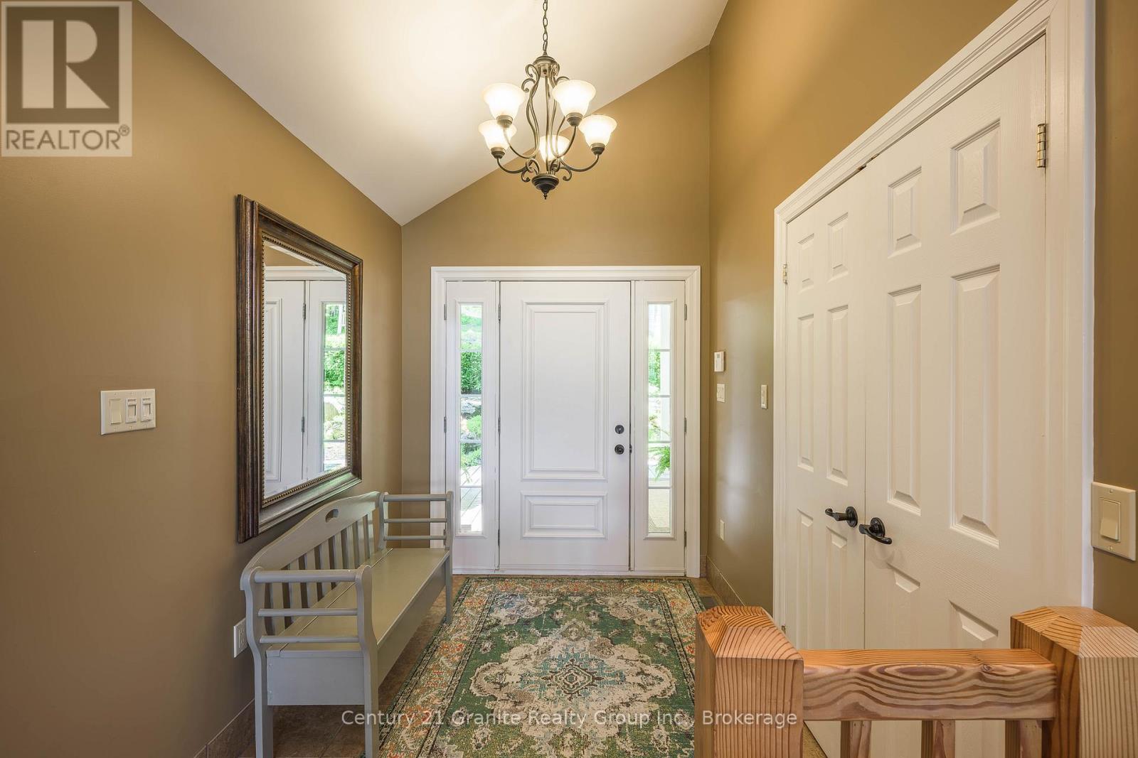 1070 Shipley Drive, Minden Hills, Ontario  K0M 1S0 - Photo 4 - X13473018