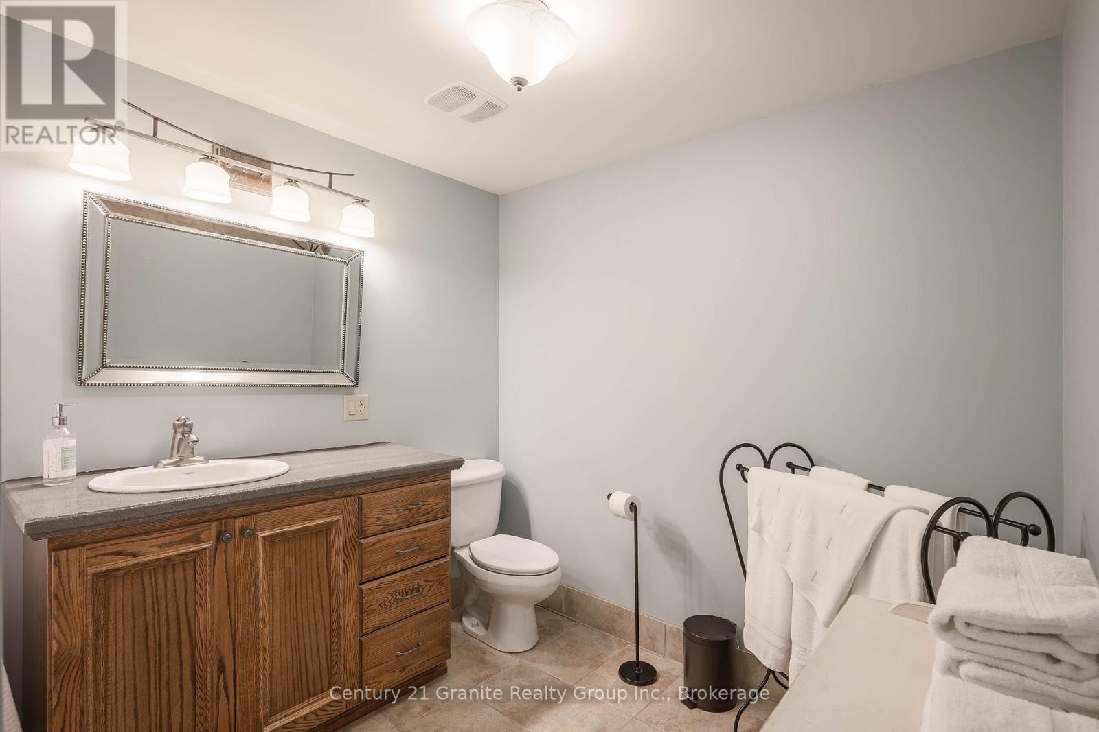 1070 Shipley Drive, Minden Hills, Ontario  K0M 1S0 - Photo 40 - X13473018