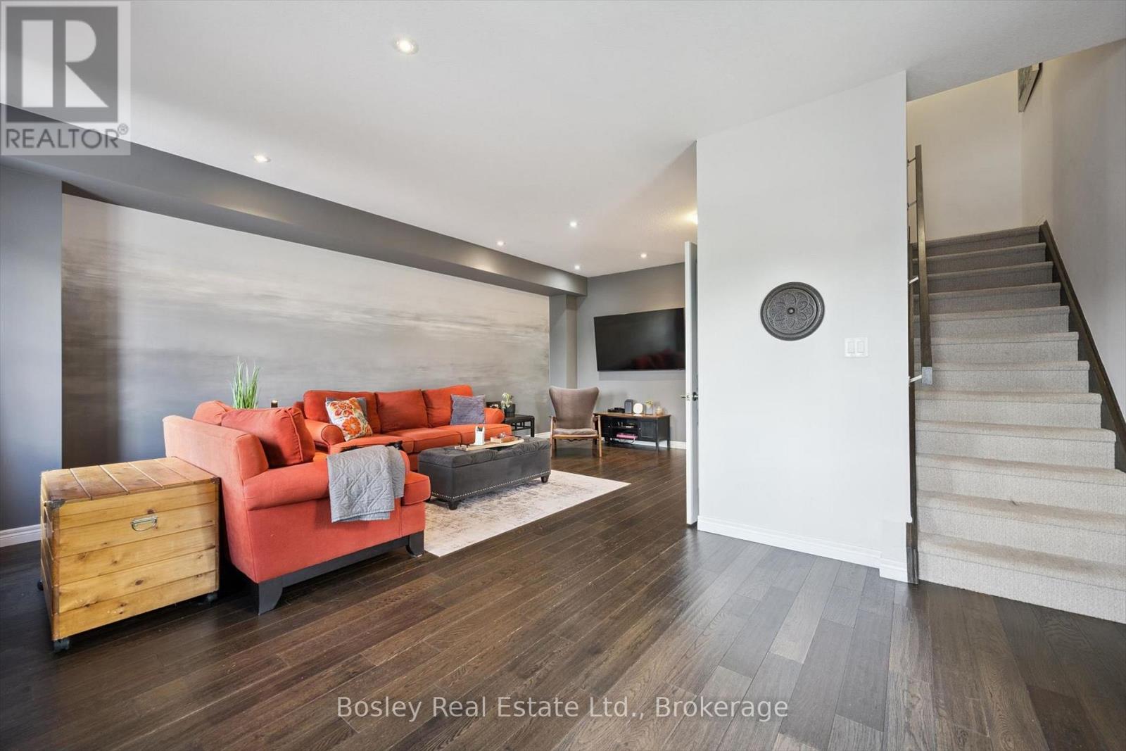 360 Louisa Street, Kitchener, Ontario  N2H 0B2 - Photo 12 - X13473044