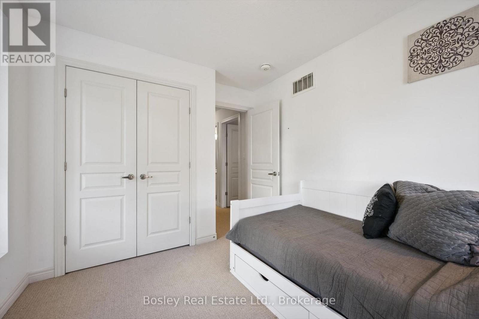 360 Louisa Street, Kitchener, Ontario  N2H 0B2 - Photo 25 - X13473044