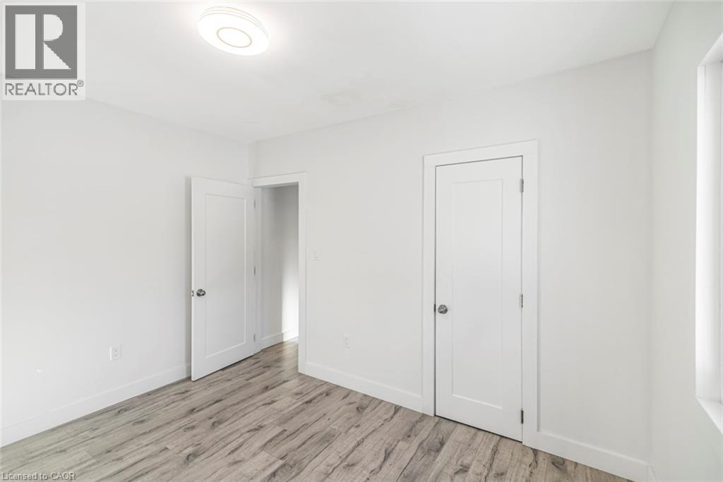 100 Green Mountain Road E, Stoney Creek, Ontario  L8J 2W4 - Photo 14 - 40841418