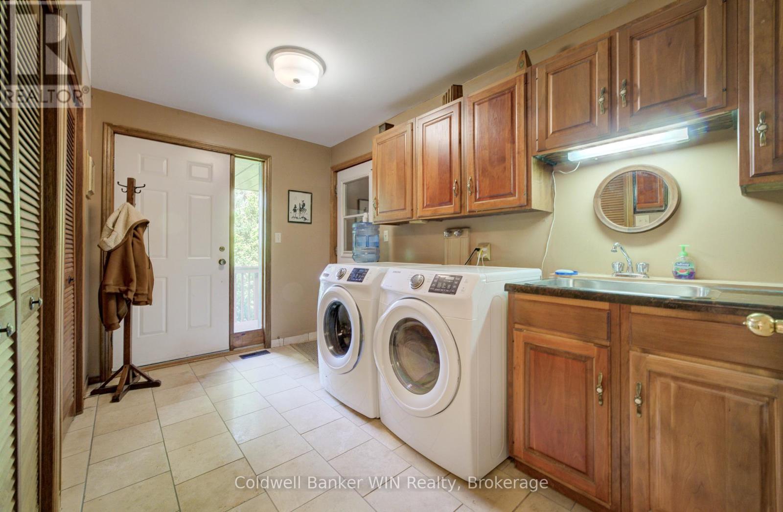 211269 Baseline Road, West Grey, Ontario  N0G 1M0 - Photo 4 - X13473192
