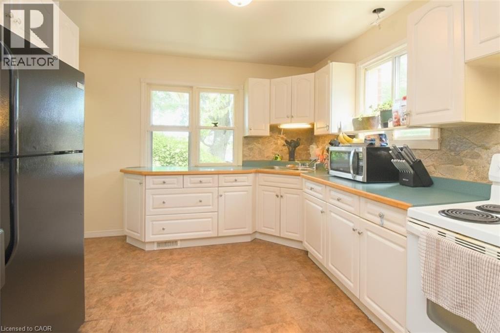 7381 Airport Road E, Glanbrook, Ontario  L0R 1W0 - Photo 12 - 40834676