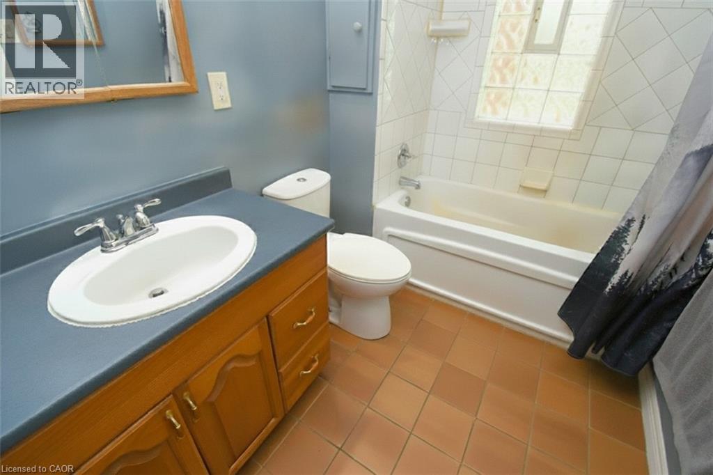 7381 Airport Road E, Glanbrook, Ontario  L0R 1W0 - Photo 21 - 40834676