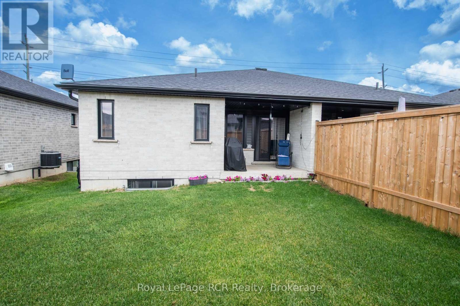 209 Church Street N, Wellington North, Ontario  N0G 2L4 - Photo 10 - X13473388