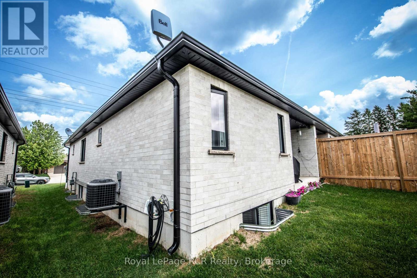 209 Church Street N, Wellington North, Ontario  N0G 2L4 - Photo 12 - X13473388