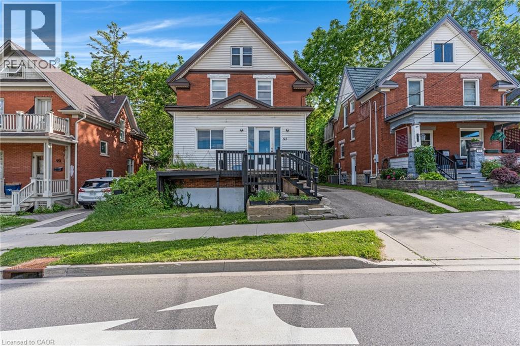 91 Charles Street E, Kitchener, Ontario  N2G 2P5 - Photo 2 - 40839090